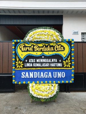 Papan Bunga Duka di Sukanegara