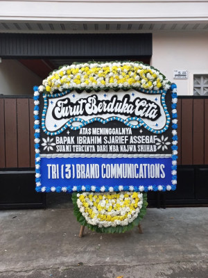 Papan Bunga Duka di Sukanegara